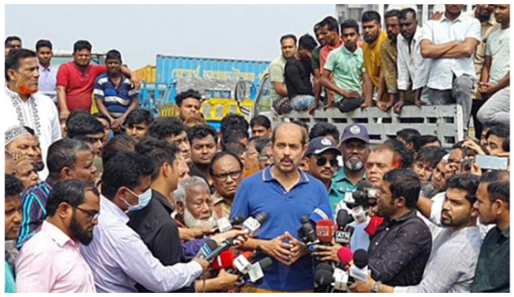 সড়কে ‘টম অ্যান্ড জেরি’ খেলা হচ্ছে : মেয়র আতিক