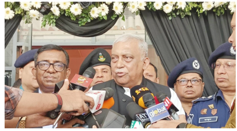 পালিয়ে যাওয়া জঙ্গিদের ধরার সর্বাত্মক চেষ্টা চলছে: স্বরাষ্ট্রমন্ত্রী
