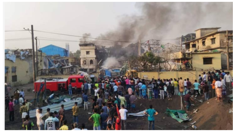 সীতাকুণ্ডে অক্সিজেন প্ল্যান্টে বিস্ফোরণে নিহত ৩