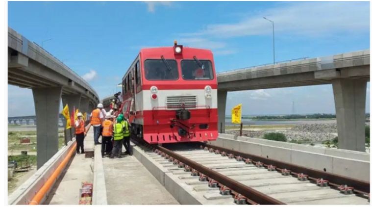 পদ্মা সেতুতে পরীক্ষামূলক ট্রেন চলবে আগামী সপ্তাহে