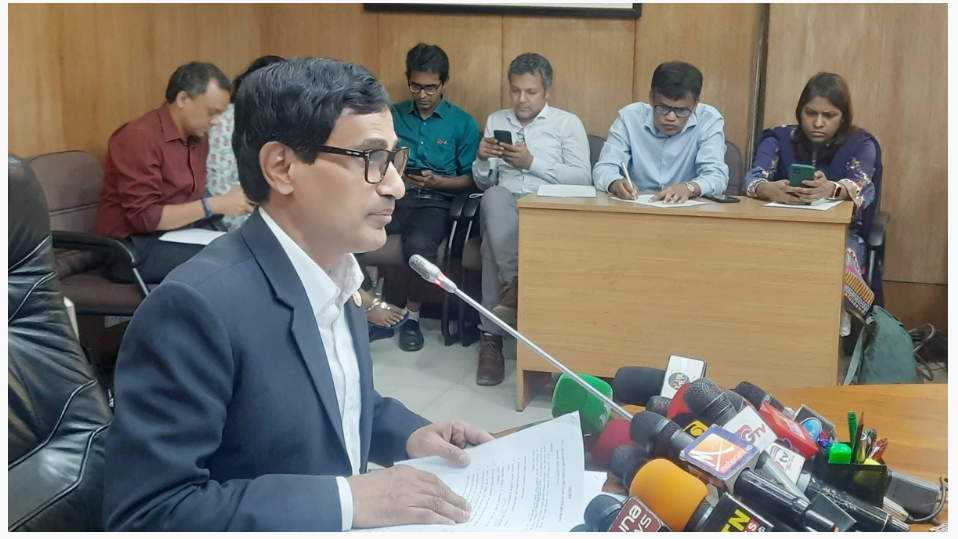 এক পরিবার থেকে ৩ জনের বেশি ব্যাংকের পরিচালক হতে পারবে না