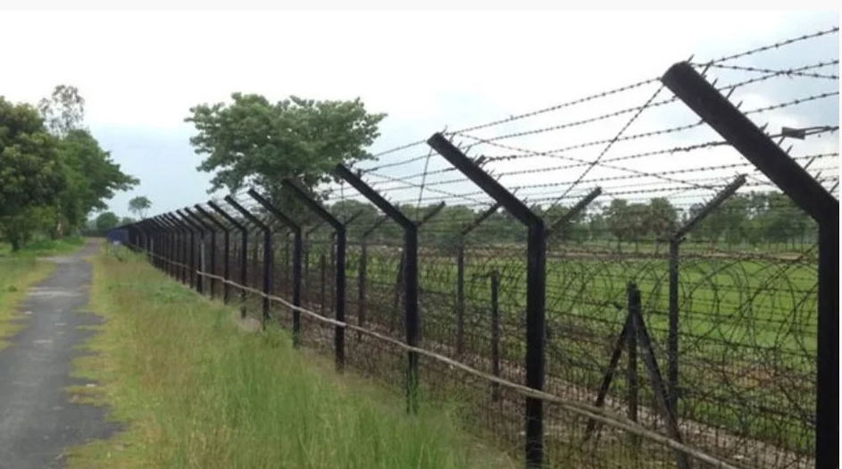 নেত্রকোণায় বিজিবির ওপর হামলা, গুলিতে যুবক নিহত