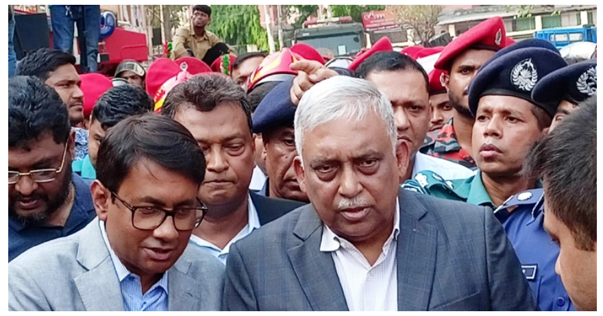 ঝুঁকিপূর্ণ মার্কেটগুলো চিহ্নিত করে দ্রুত ব্যবস্থা নেওয়া হবে: স্বরাষ্ট্রমন্ত্রী