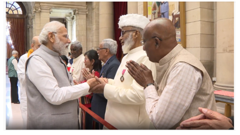 মোদিকে পদ্মশ্রী পুরস্কারপ্রাপ্ত রশিদ শুনেছিলাম বিজেপি মুসলিমদের কিছু দেয় না