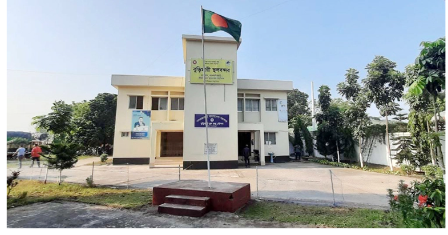 ঈদে ১০ দিনের ছুটিতে বুড়িমারী স্থলবন্দর