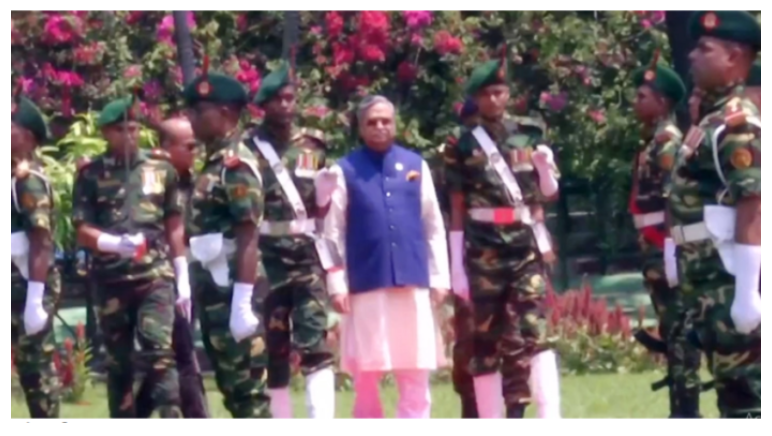 বঙ্গভবনে নবনিযুক্ত রাষ্ট্রপতিকে গার্ড অব অনার