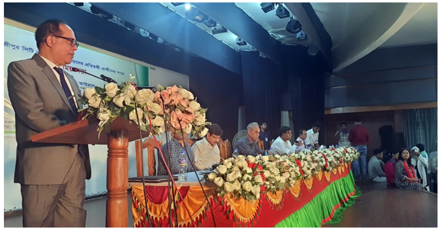 বাংলাদেশের নির্বাচনের দিকে সারাবিশ্ব তাকিয়ে আছে: সিইসি