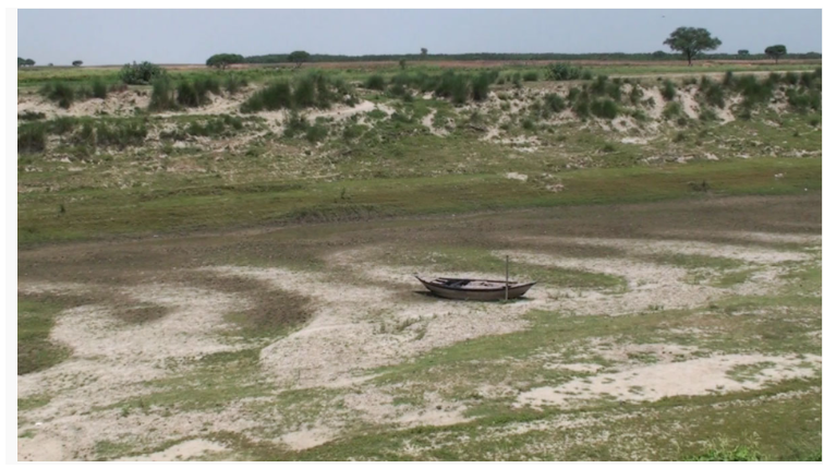 ফারাক্কার প্রভাবে পানিশূন্য ৪ নদী