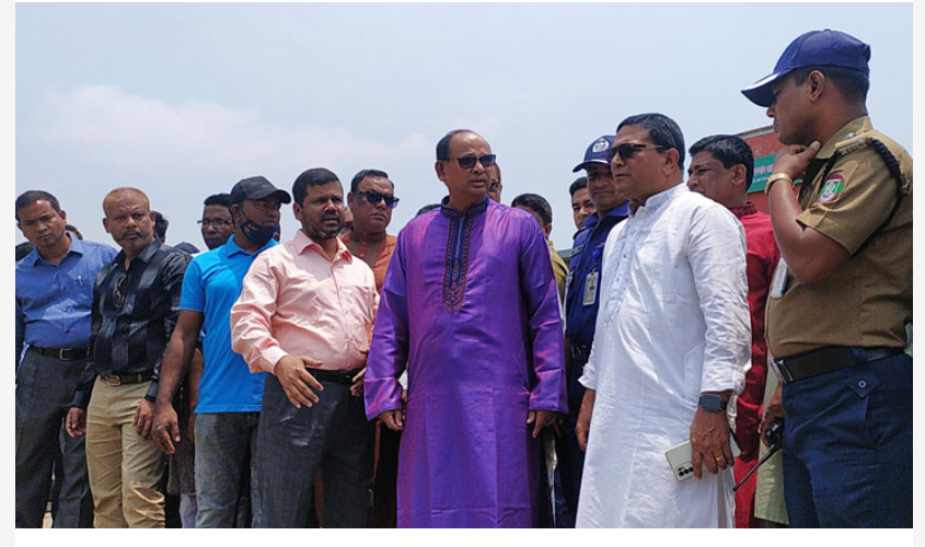 রেলপথে ভাড়া কম থাকায় যাত্রী বেড়েছে : রেলমন্ত্রী