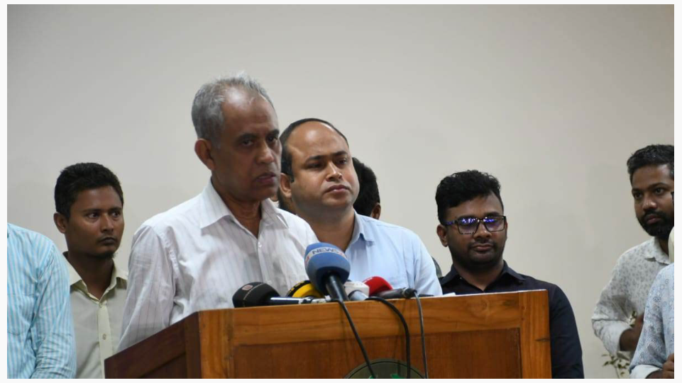 গাজীপুরে শৃঙ্খলার সঙ্গে ভোট হচ্ছে : ইসি আলমগীর