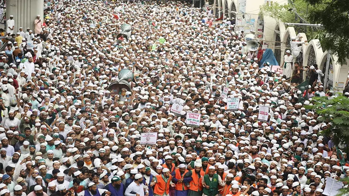 বায়তুল মোকাররমে ইসলামী আন্দোলনের বিক্ষোভ