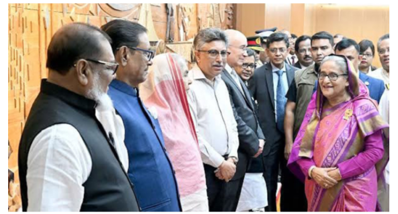 সুইজারল্যান্ডের উদ্দেশ্যে ঢাকা ছাড়লেন প্রধানমন্ত্রী