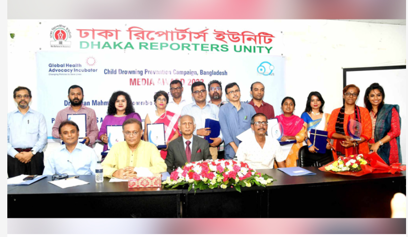 লবিস্ট দিয়ে বিবৃতি আনা দেশদ্রোহিতার শামিল: তথ্যমন্ত্রী