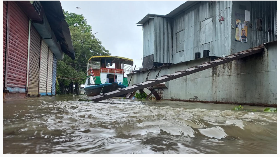বিপৎসীমার ১৩৩ সেন্টিমিটার ওপরে সুরমা