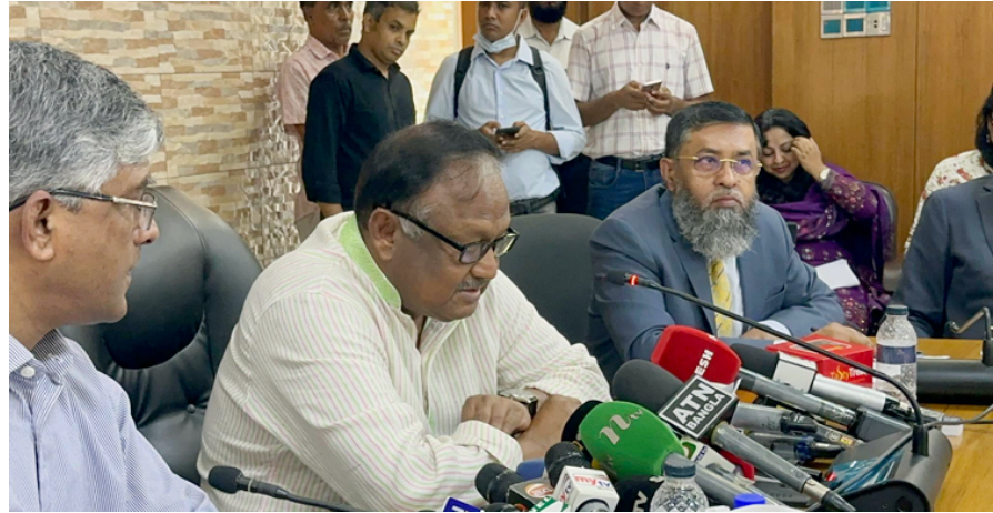 কাঁচা মরিচের চড়া দামের দায় আমাদের ঘাড়েই আসে: বাণিজ্যমন্ত্রী