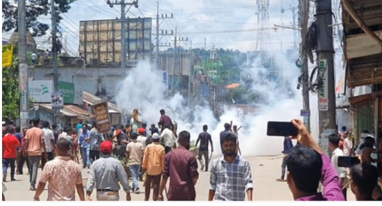 খাগড়াছড়িতে আ.লীগ-বিএনপি সংঘর্ষ, পুলিশসহ অর্ধশতাধিক আহত