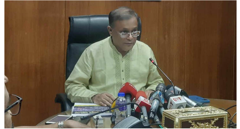 পান থেকে চুন খসলেই টুইট অতি নাক গলানোর শামিল: তথ্যমন্ত্রী