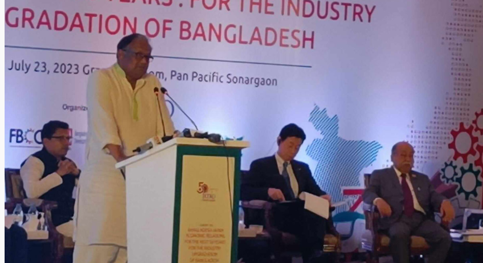 আন্তর্জাতিক বাজারে কমায় তেলসহ কিছু পণ্যের দাম কমতে পারে