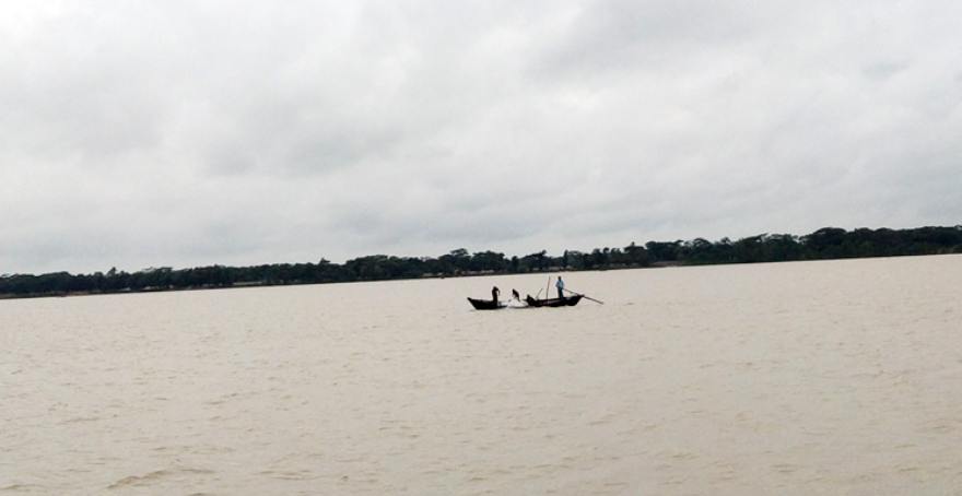 বরগুনায় নদ-নদীর পানি বেড়ে বিপৎসীমার ওপরে