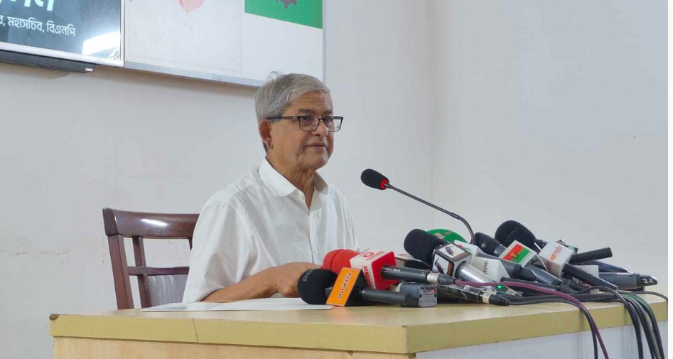 বিদেশিদের চাপে ভদ্র সাজার চেষ্টা করছে আ.লীগ : ফখরুল