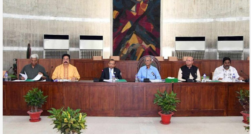 মাঝপথে কাজ বন্ধ: ঠিকাদারদের কার্যাদেশ বাতিলের সুপারিশ