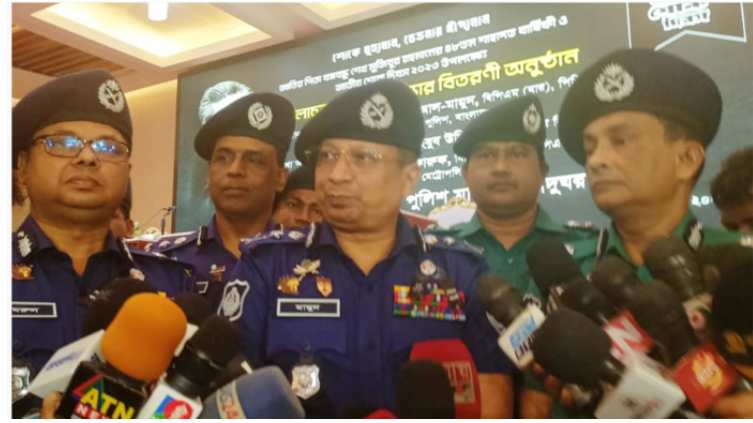 বিশৃঙ্খলা সৃষ্টিকারীদের কঠোরভাবে দমন করা হবে : আইজিপি