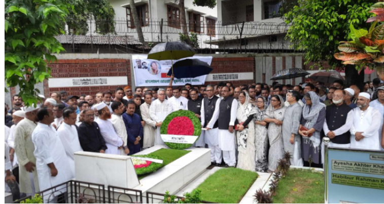 আইভি রহমানের সমাধিতে প্রধানমন্ত্রী ও আ.লীগের শ্রদ্ধা