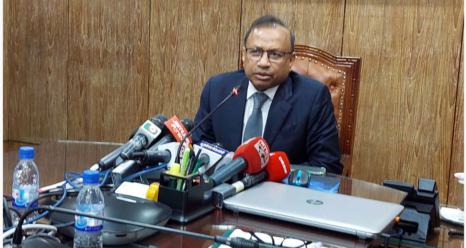 ডেঙ্গু নিয়ন্ত্রণে বিচ্ছিন্ন কোনো ত্রুটি থাকলে আমরা তদারকি করছি