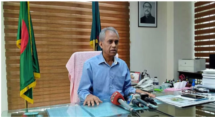 এই মুহূর্তে দলগুলোর সঙ্গে বৈঠকের ভাবনা নেই: ইসি আলমগীর