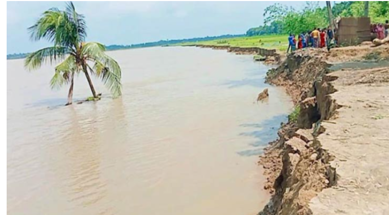 মধুমতি নদীতে ভাঙন, তিন শতাধিক বসতবাড়ি বিলীন