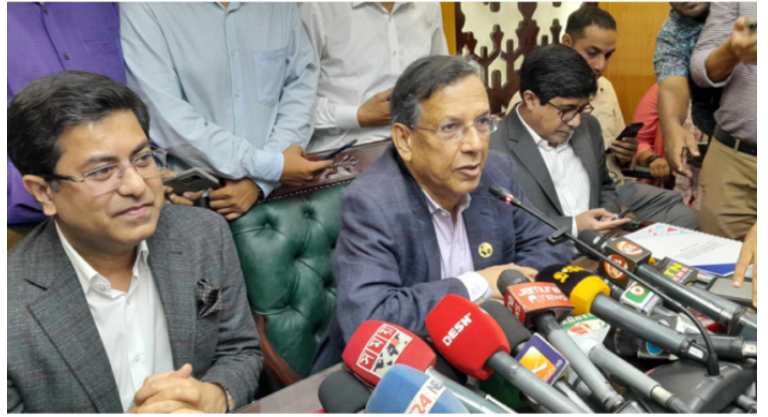 বিএনপির বক্তব্য মিথ্যা, খালেদার বিদেশে চিকিৎসা নিয়ে রাজনীতি হয়নি