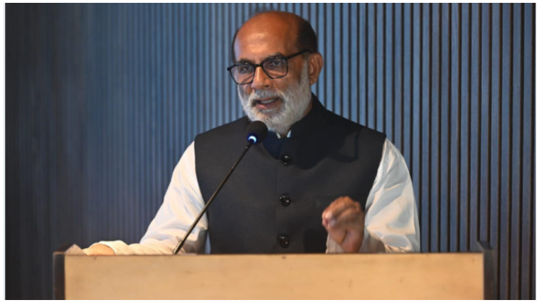 ক্ষেত্রবিশেষে প্রাণীর চিকিৎসা মানুষের চেয়েও জরুরি প্রাণিসম্পদ মন্ত্রী