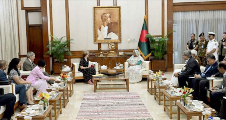 বাংলাদেশে গণতন্ত্র সমুন্নত রাখতে আমরা অঙ্গীকারাবদ্ধ প্রধানমন্ত্রী