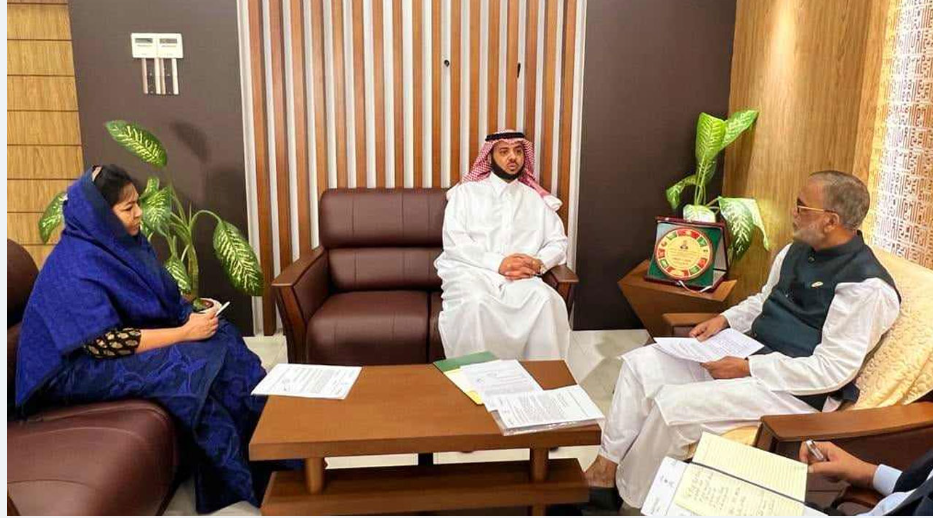 পরিবেশমন্ত্রীর সঙ্গে সৌদি আরবের রাষ্ট্রদূতের সৌজন্য সাক্ষাৎ