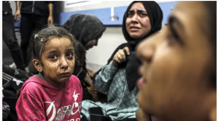 গাজার হাসপাতালে ইসরায়েলি বিমান হামলা, নিহত ৫০০