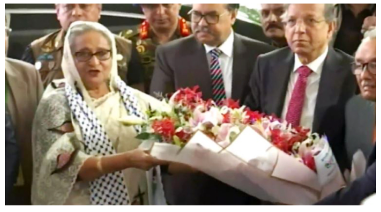 বার কাউন্সিলের নবনির্মিত ভবন উদ্বোধন করলেন প্রধানমন্ত্রী