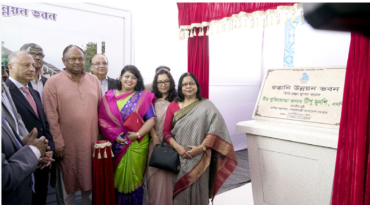 রপ্তানি বাড়াতে লাল ফিতার দৌরাত্ম্য দূর করতে হবে: বাণিজ্যমন্ত্রী