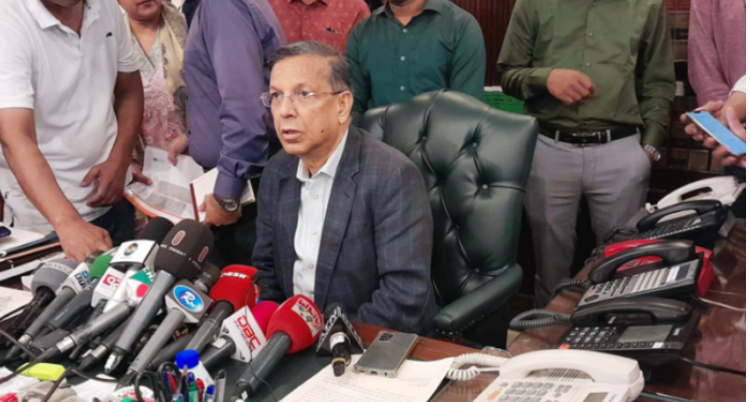 ‘সরকার এখন রুটিন কাজ করবে, নীতিনির্ধারণী সিদ্ধান্ত নেবে না’