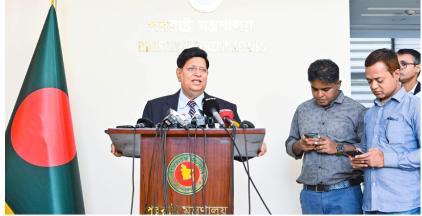 আমেরিকার সরকার বললেই পোশাক রপ্তানি বন্ধ হবে না: পররাষ্ট্রমন্ত্রী