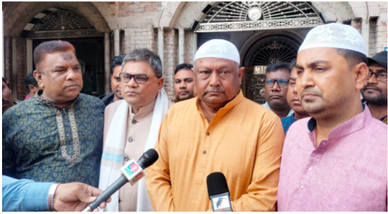 মাজার জিয়ারতের মাধ্যমে প্রচারণা শুরু বাণিজ্যমন্ত্রীর