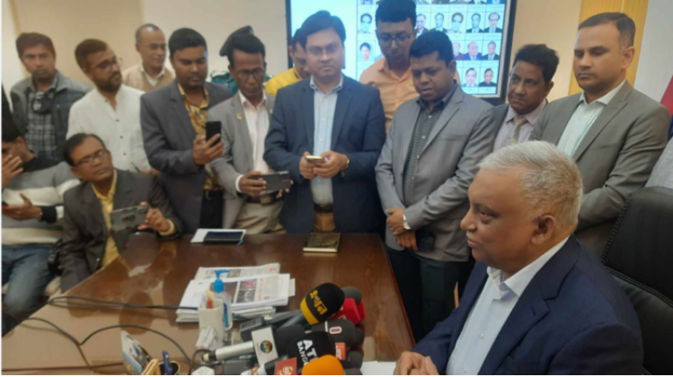 তাদের বাসায় বিদ্যুৎ-গ্যাস বন্ধ হয়ে গেলে কী করবে? প্রশ্ন স্বরাষ্ট্রমন্ত্রীর