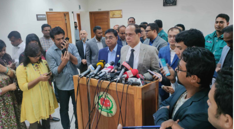 সবাই যে আচরণবিধি ভাঙছে তা নয়, তবে সহিংসতা হচ্ছে : সিইসি