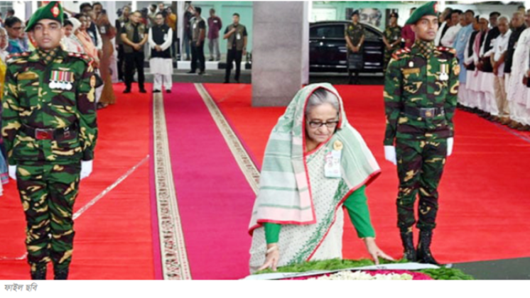 নির্বাচনে জয় লাভের পর বঙ্গবন্ধুর প্রতিকৃতিতে শেখ হাসিনার শ্রদ্ধা