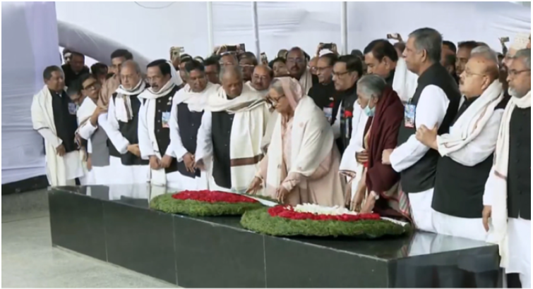 বঙ্গবন্ধুর স্বদেশ প্রত্যাবর্তন দিবসে প্রধানমন্ত্রীর শ্রদ্ধা