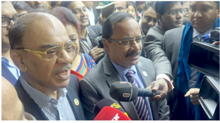 বিমানে দুর্নীতি আছে কি না আগে দেখতে হবে: ফারুক খান