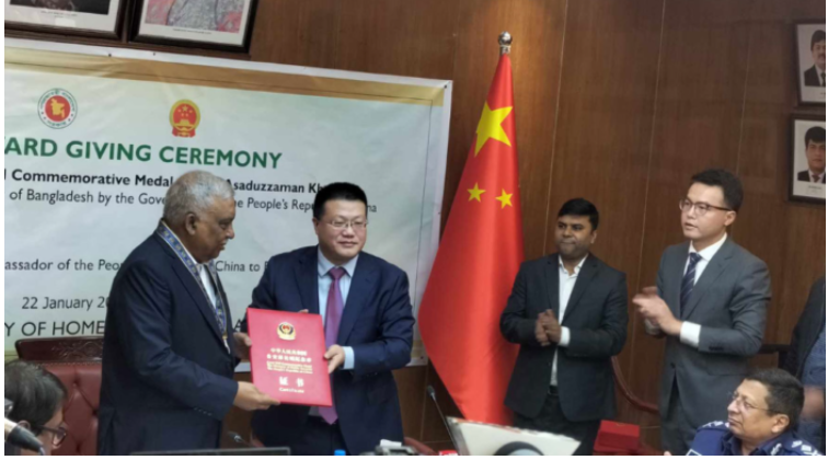 ‘মন্তব্যকারীরা বুঝে গেছে বাংলাদেশে সুন্দর নির্বাচন হয়েছে’ স্বরাষ্ট্রমন্ত্রী