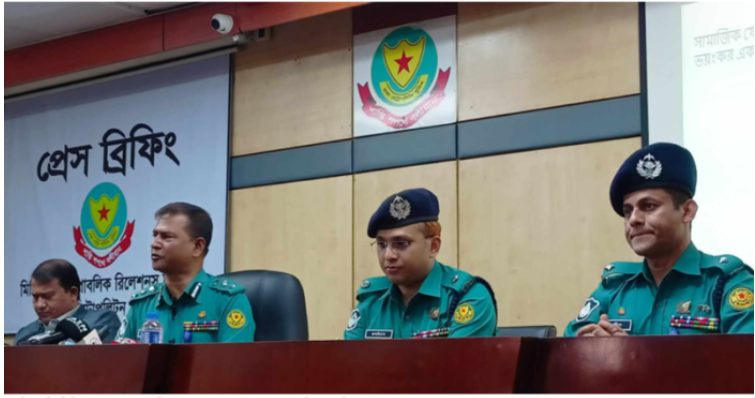 বিএনপির মিছিলে ওয়ারেন্টভুক্ত আসামি এলেই গ্রেফতার: ডিএমপি