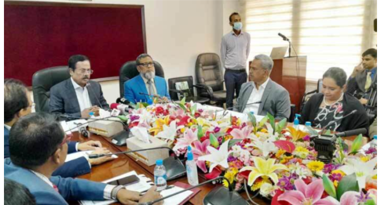 টাঙ্গাইলের শাড়ি আমাদেরই থাকবে, এজন্য যা যা করার করবো: মন্ত্রী