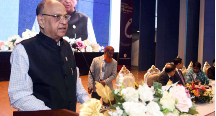 তরুণ চিকিৎসকদের গ্রামে যাওয়ার অনুরোধ স্বাস্থ্যমন্ত্রীর