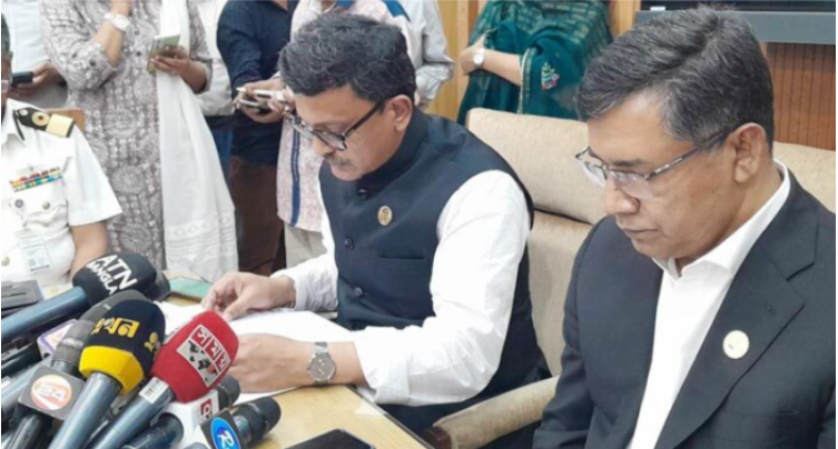 জিম্মি নাবিকদের সুস্থ ফেরত আনতে আমরা বদ্ধপরিকর: নৌপ্রতিমন্ত্রী